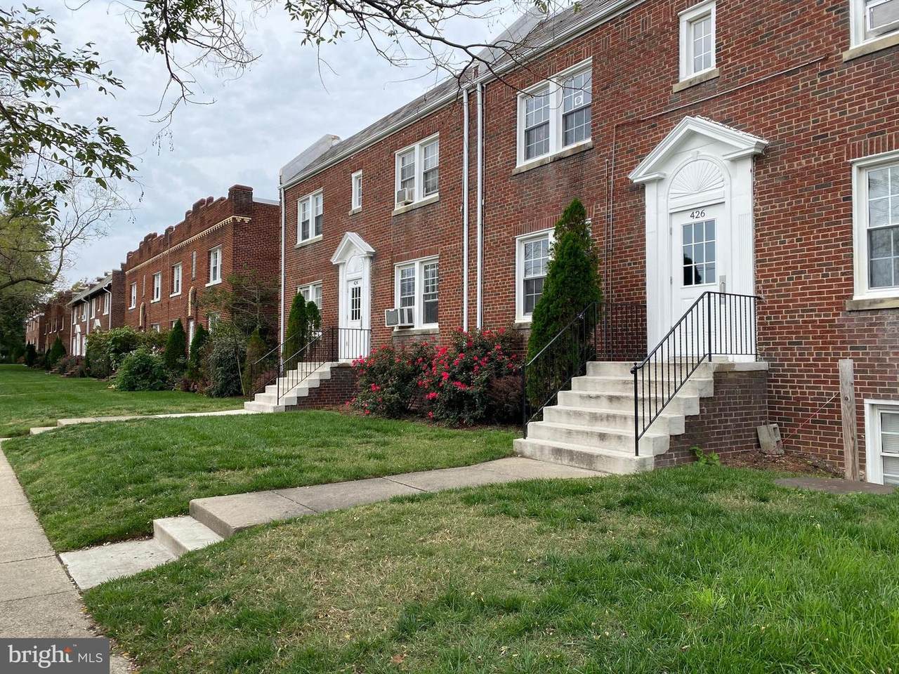 426 Glendale Avenue - Photo 1