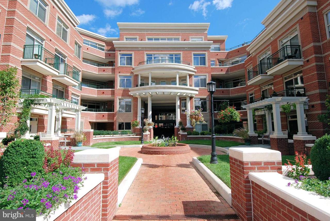 66 Franklin Street - Photo 1