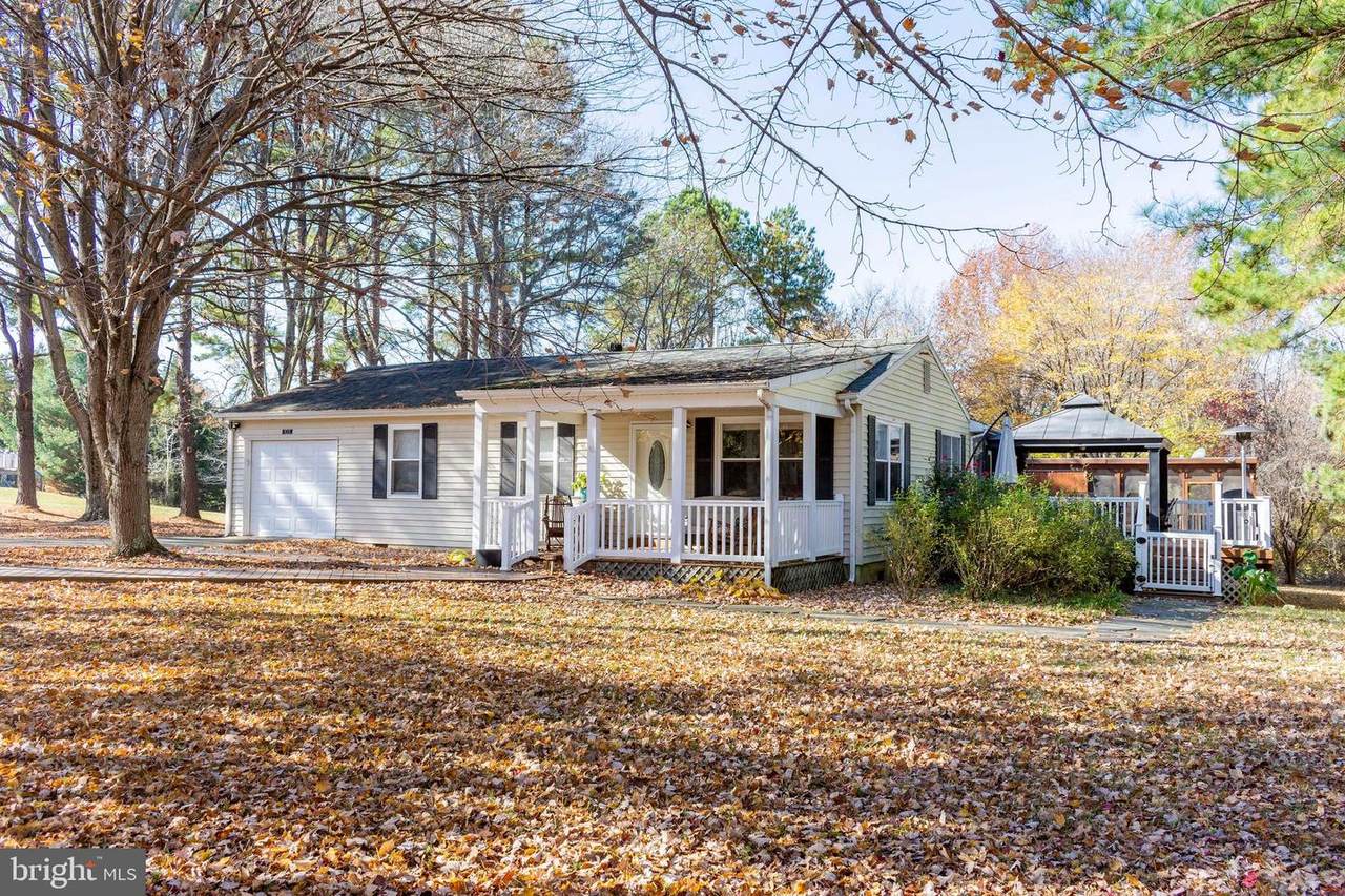 103 Lakeview Drive - Photo 1