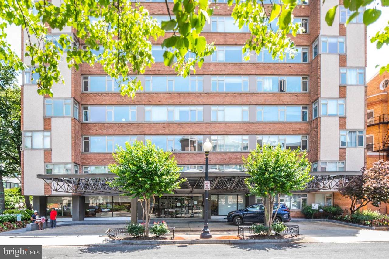 1545 18TH Street - Photo 1