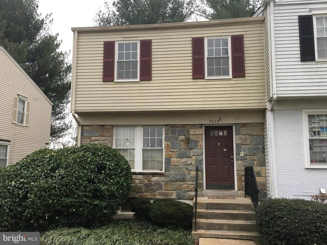 7018 Roslyn Avenue - Photo 1