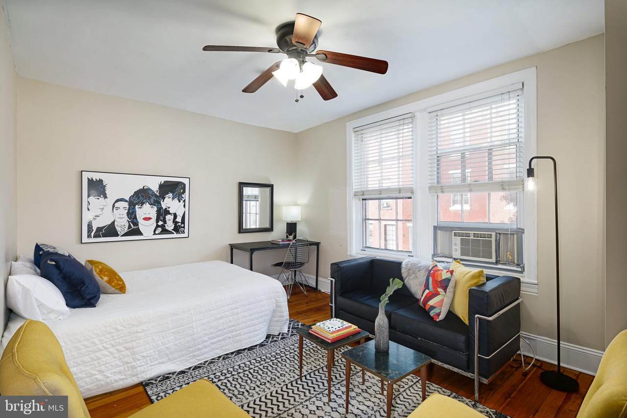 253 21ST Street - Photo 1
