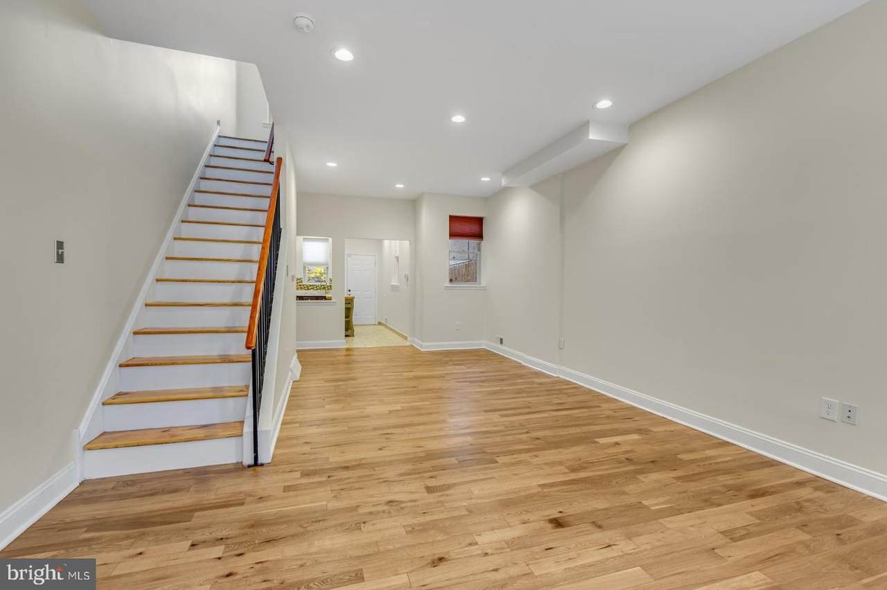 824 20TH Street - Photo 1