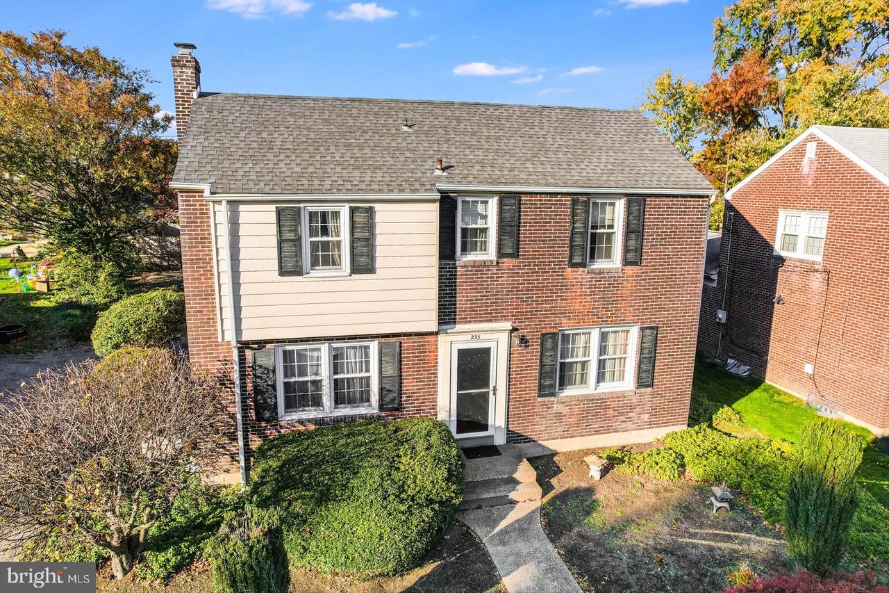 235 Pinehurst Road - Photo 1