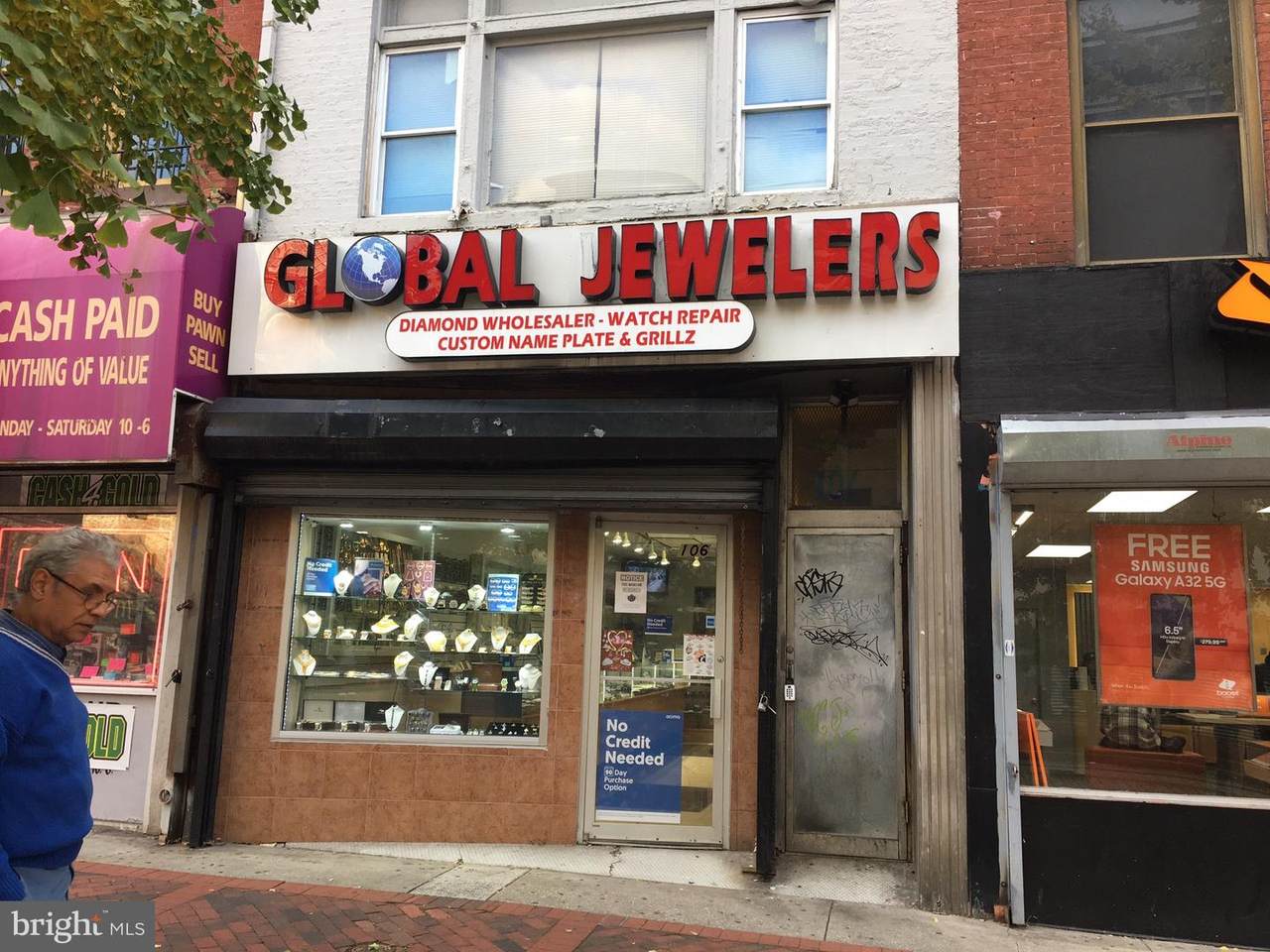 106 Howard Street - Photo 1