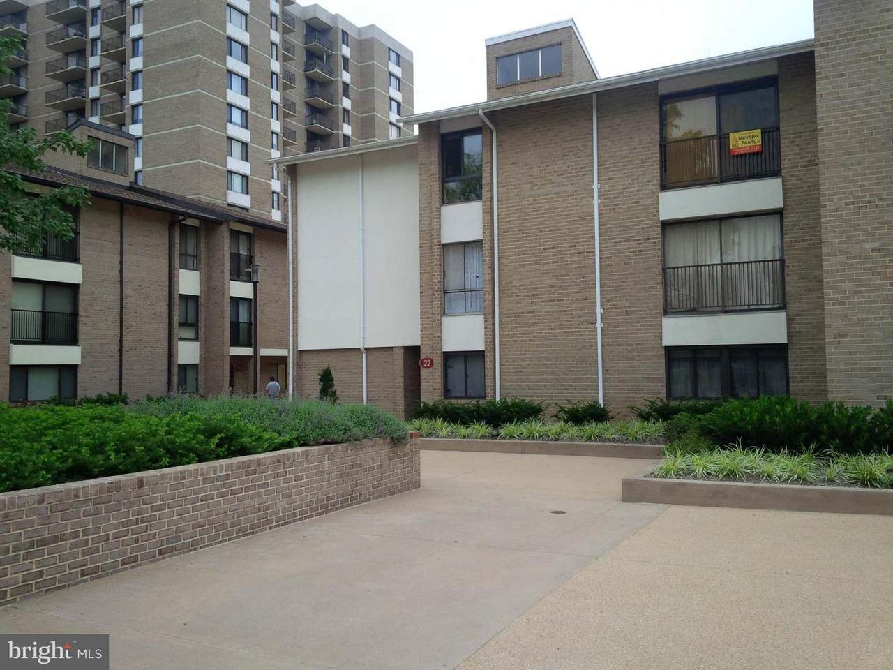 22 Monroe Street - Photo 1