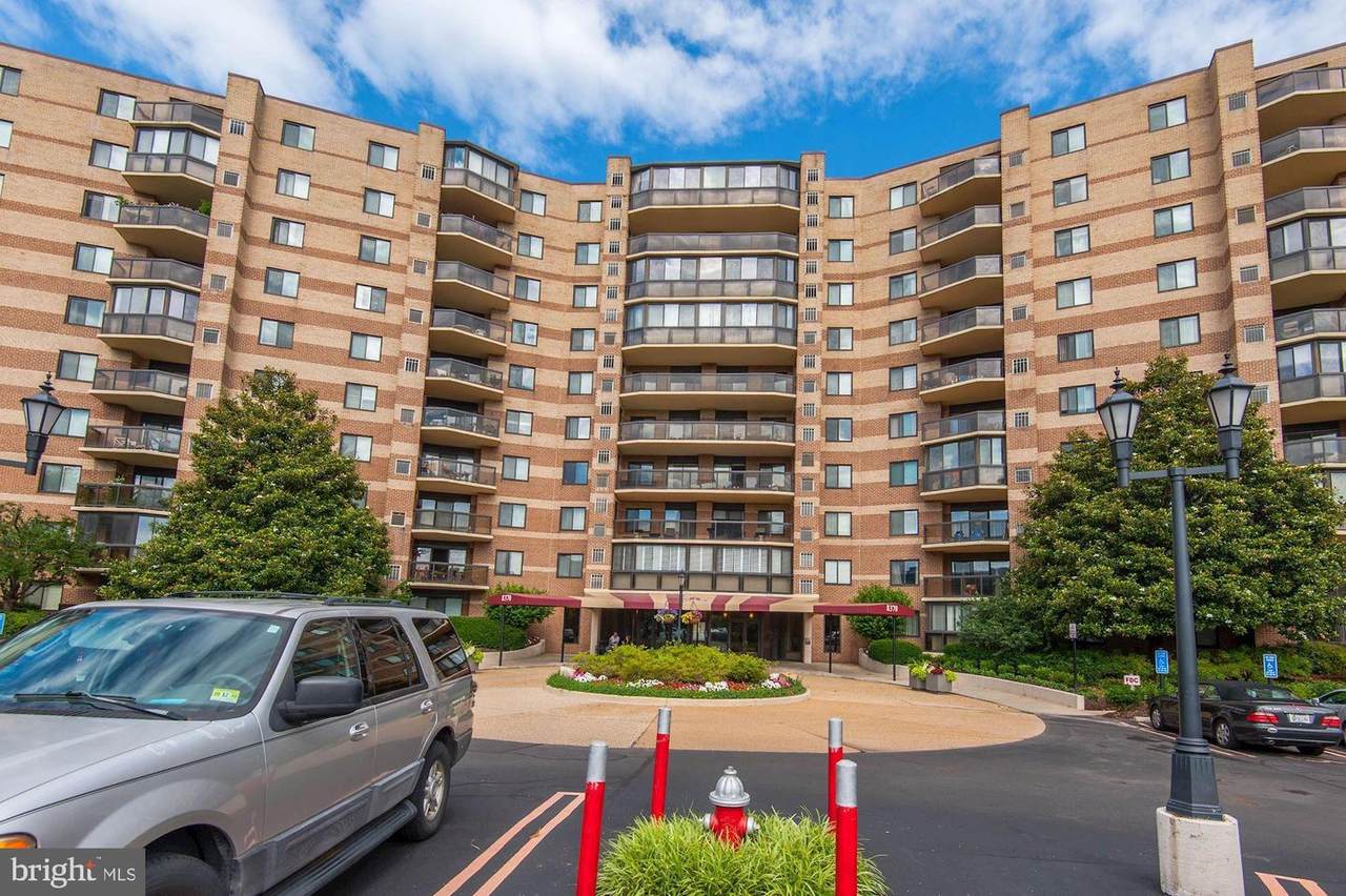 8370 Greensboro - Photo 1