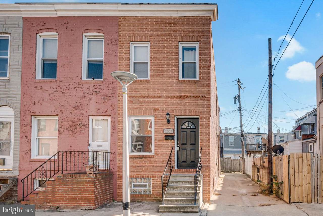 1353 Sargeant Street - Photo 1