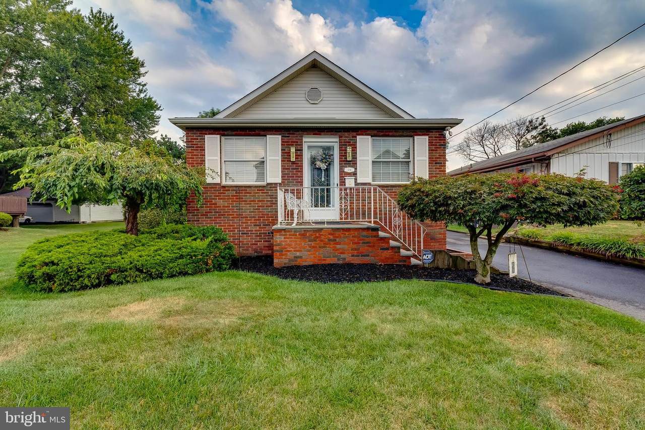 28 Apple Avenue - Photo 1