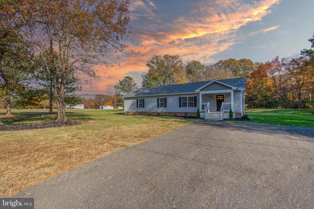 9340 Crystal Lane - Photo 1