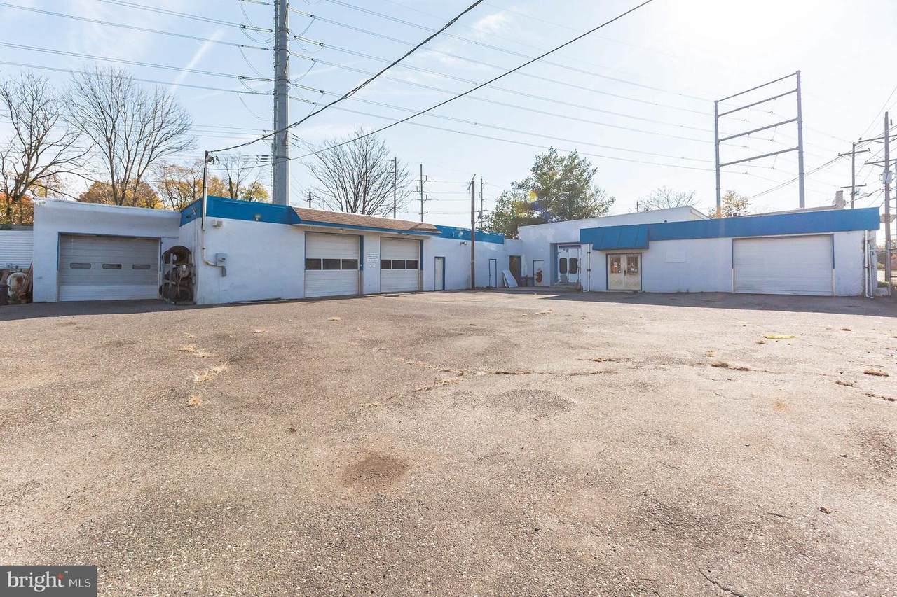 502 New Broadway - Photo 1