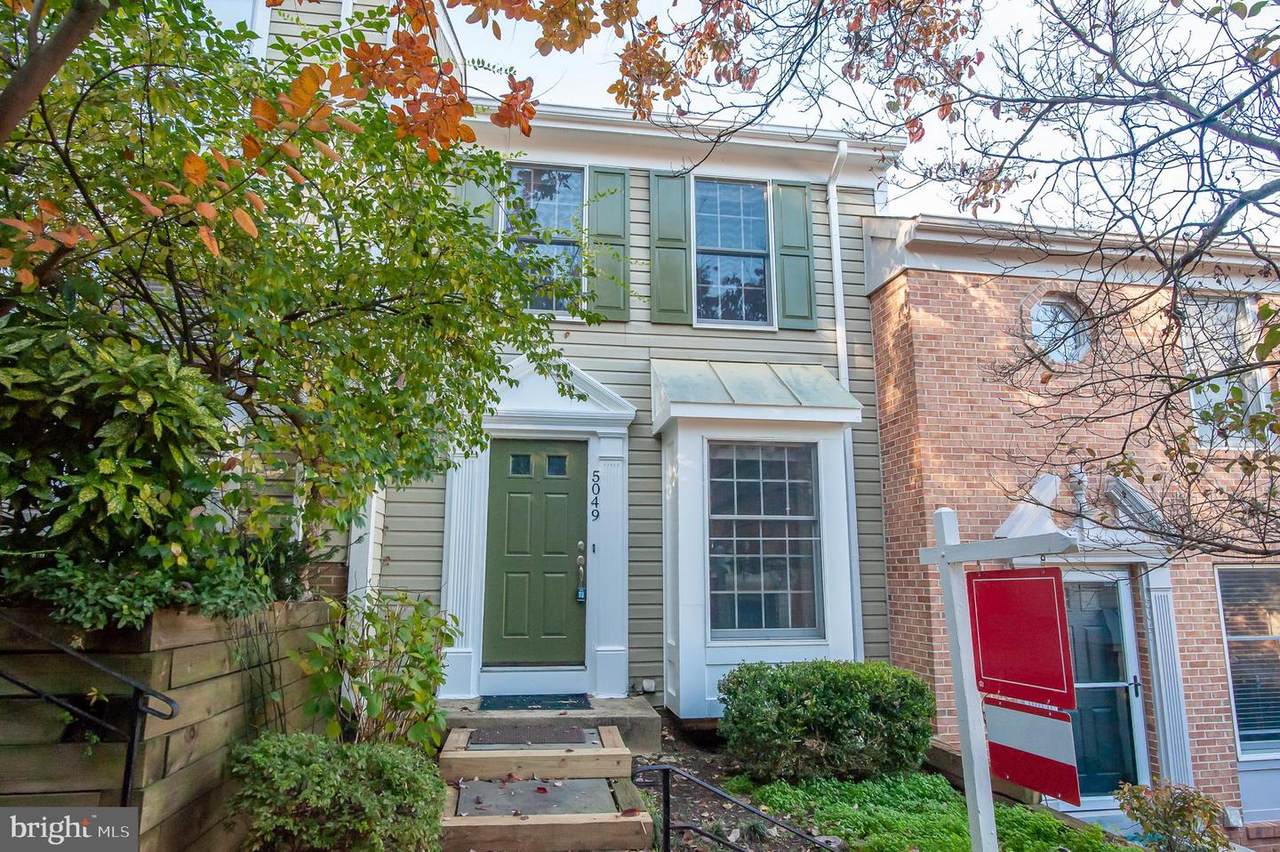 5049 9TH Street - Photo 1