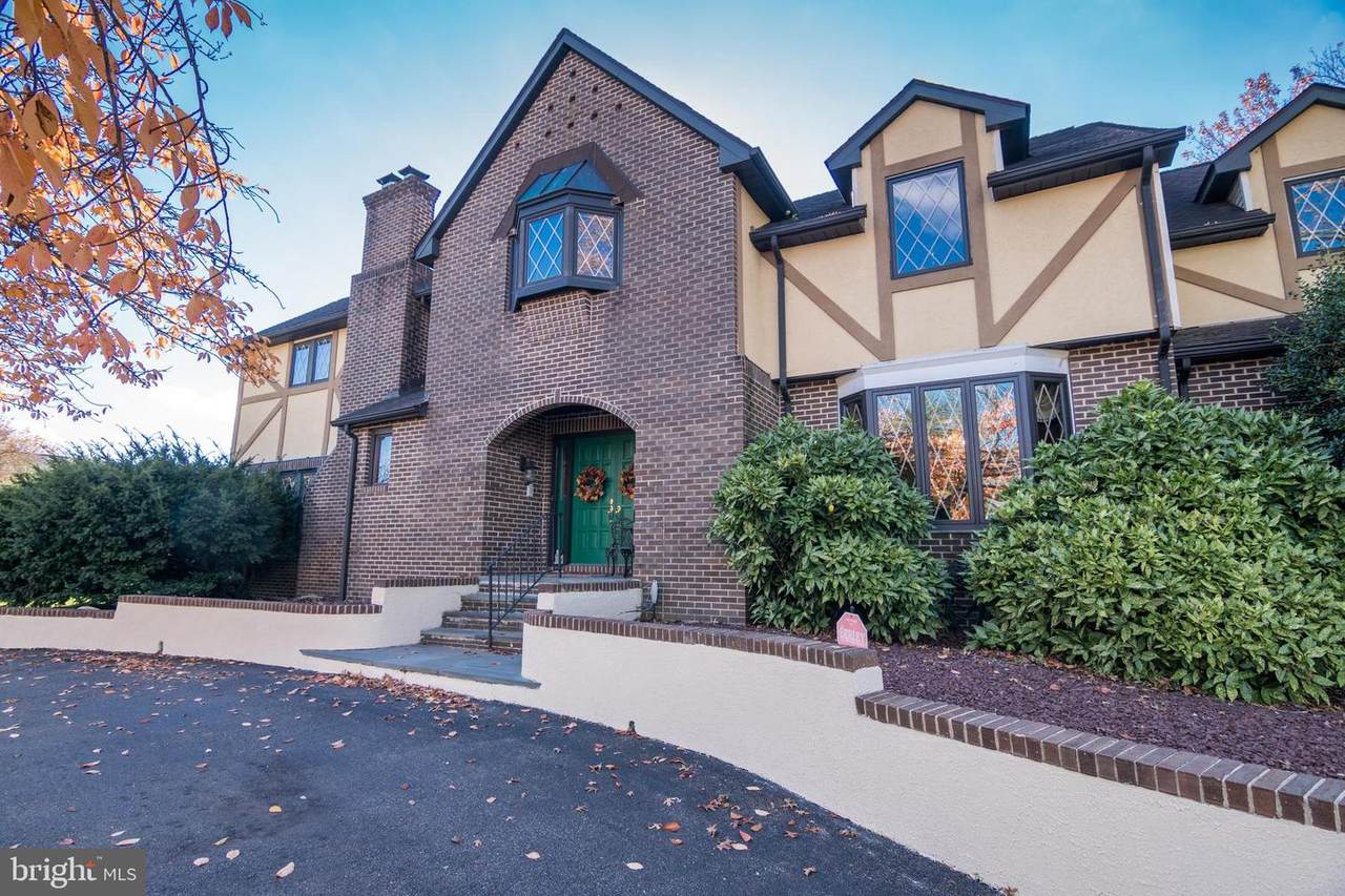1 Lake Drive - Photo 1