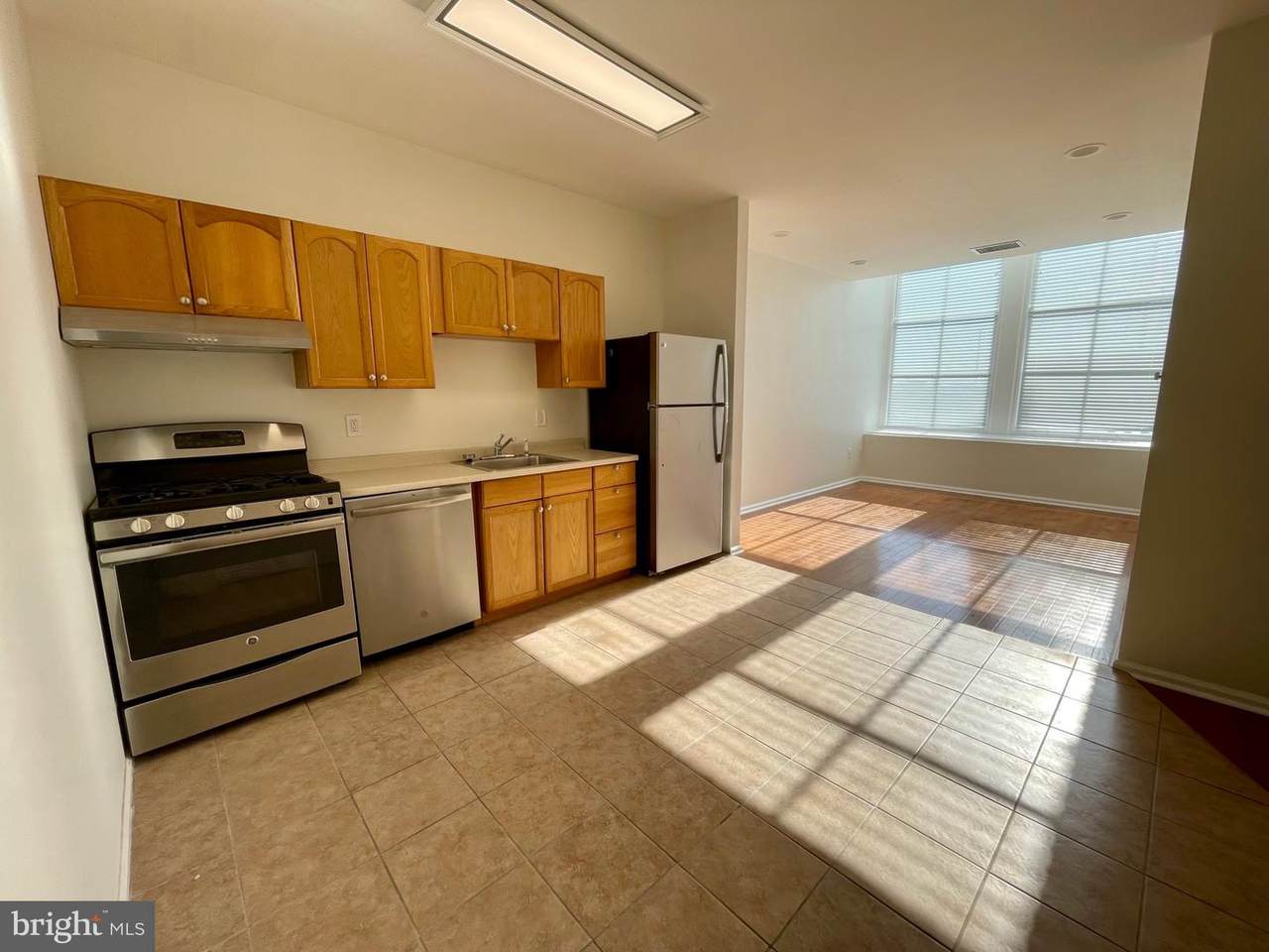 1050 Montgomery Avenue - Photo 1