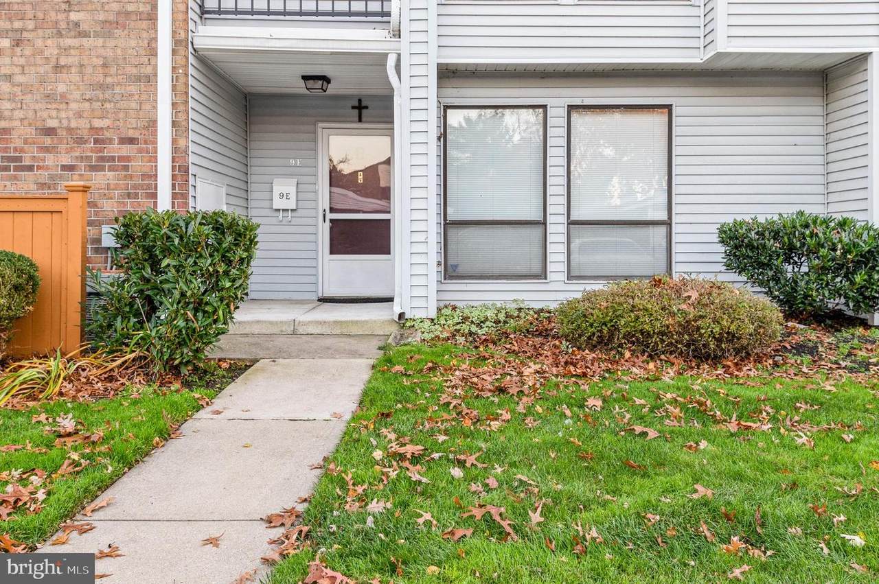 9-E Dennison Drive - Photo 1