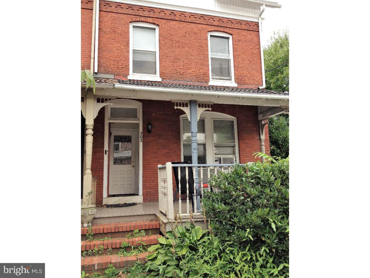 302 Darlington Street - Photo 1