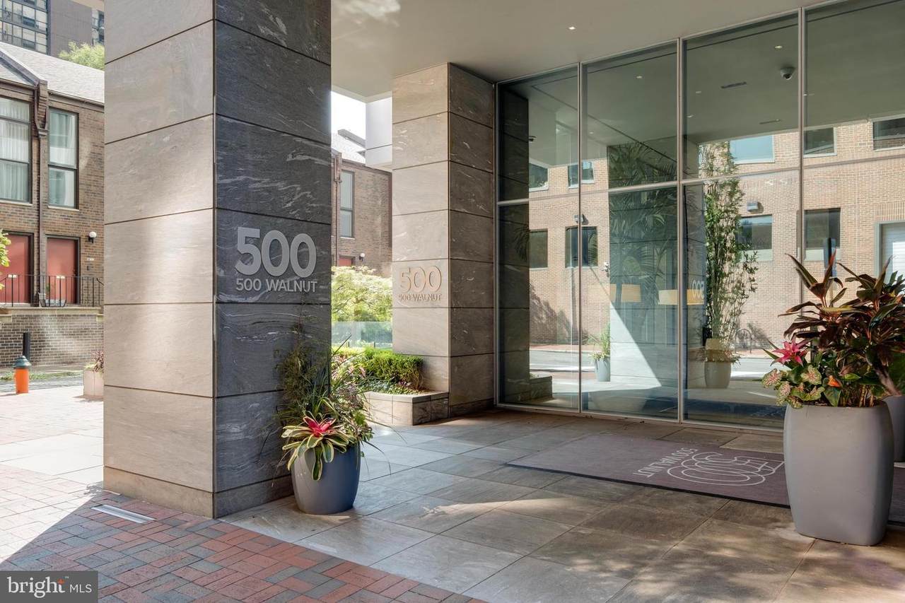 500 Walnut - Photo 1