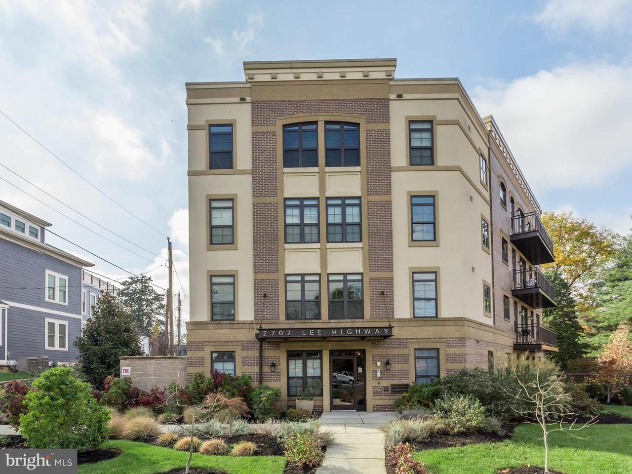 2702 Lee Highway - Photo 1
