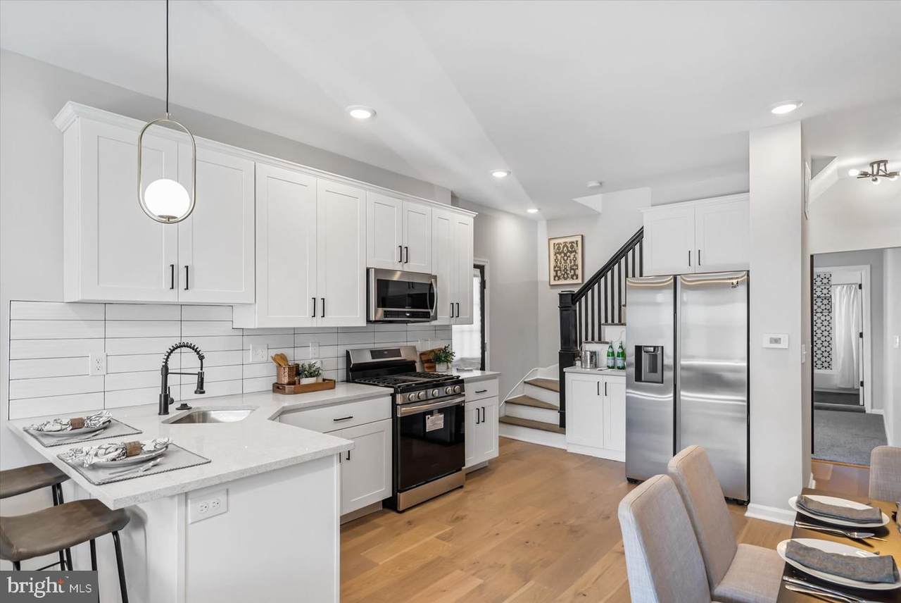 2954 Arunah Avenue - Photo 1