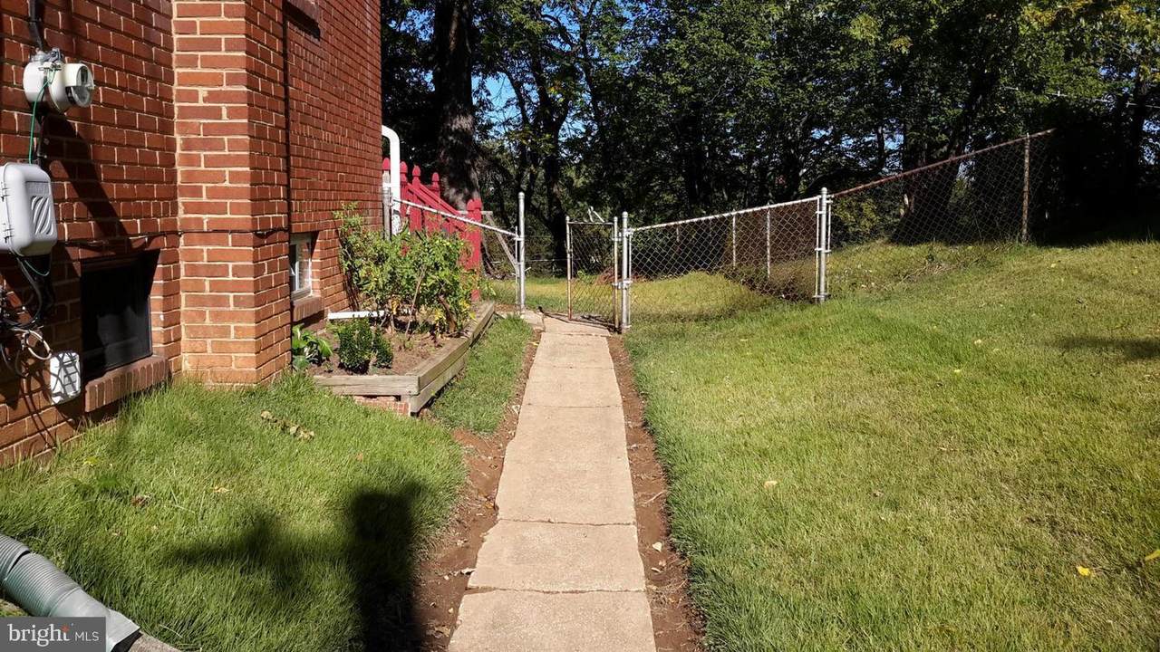 6628 Stockton Lane - Photo 1