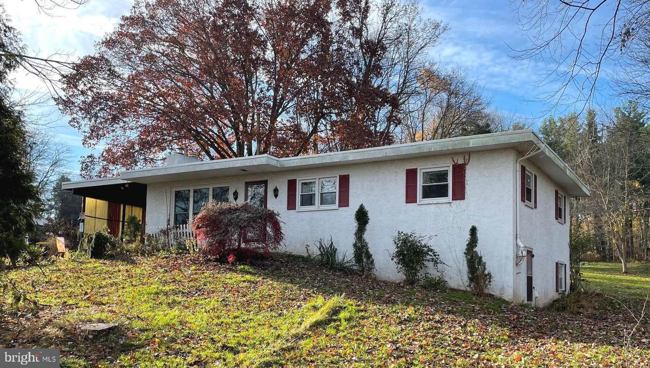 324 Graterford Road - Photo 1