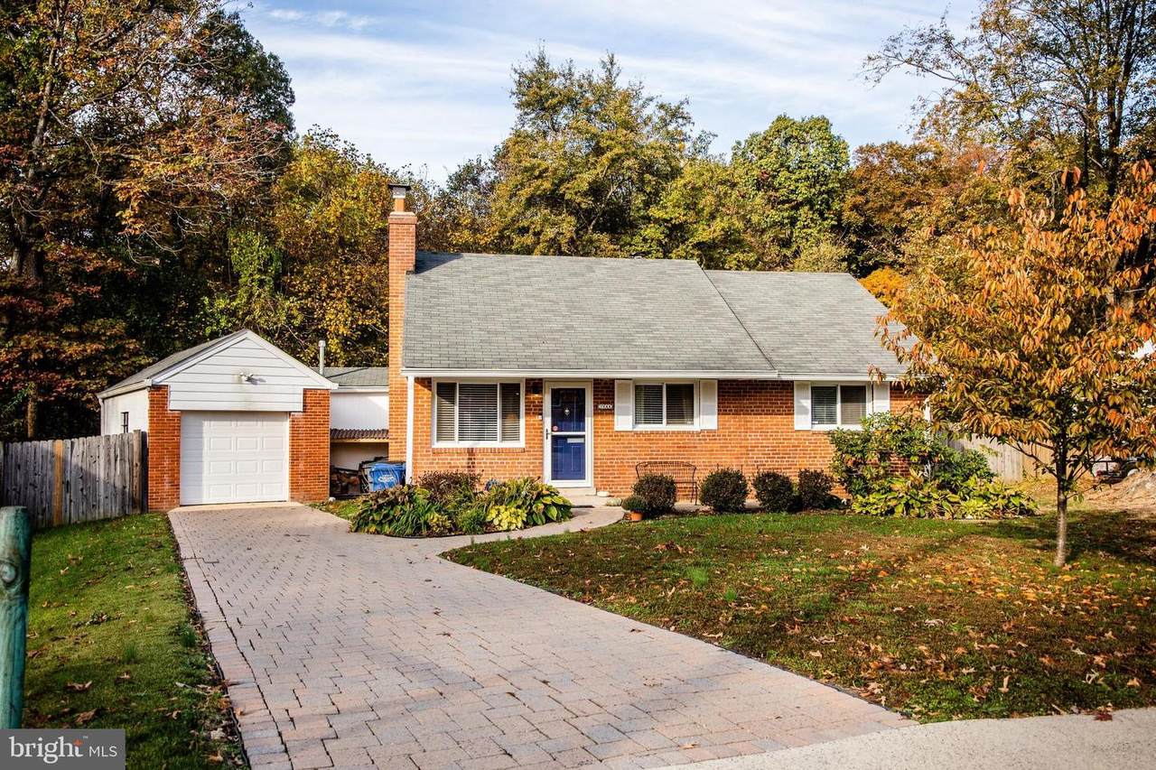 7044 Lee Park Court - Photo 1