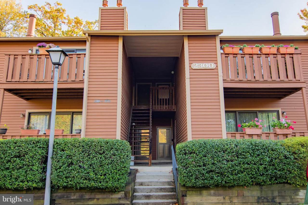 2304 Eagle Row - Photo 1