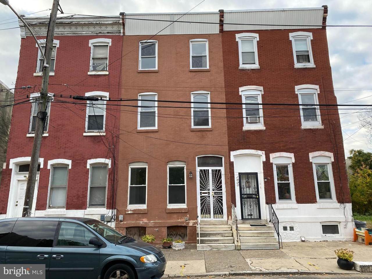1828 N VAN PELT - Photo 1