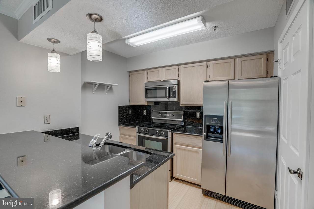 1504 Lincoln Way - Photo 1