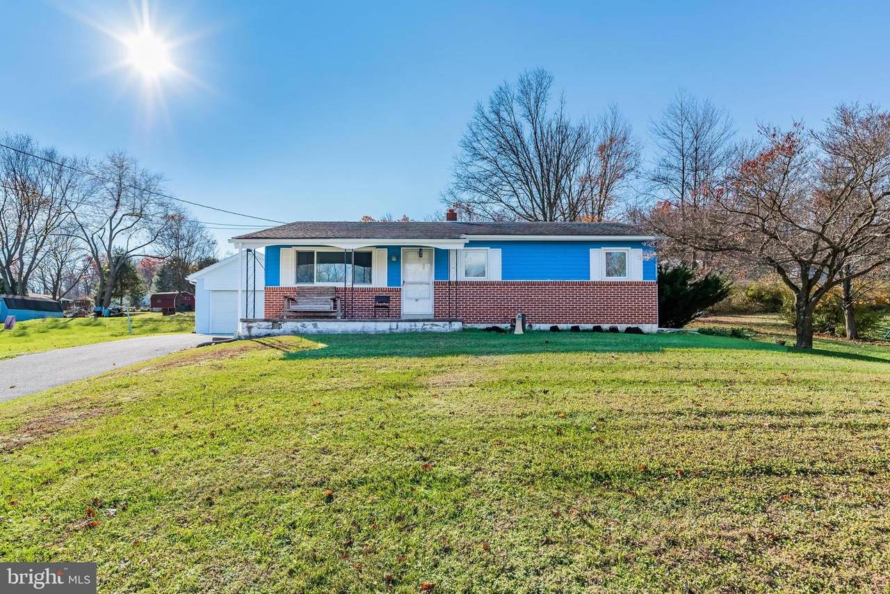 107 Greenhouse Road - Photo 1