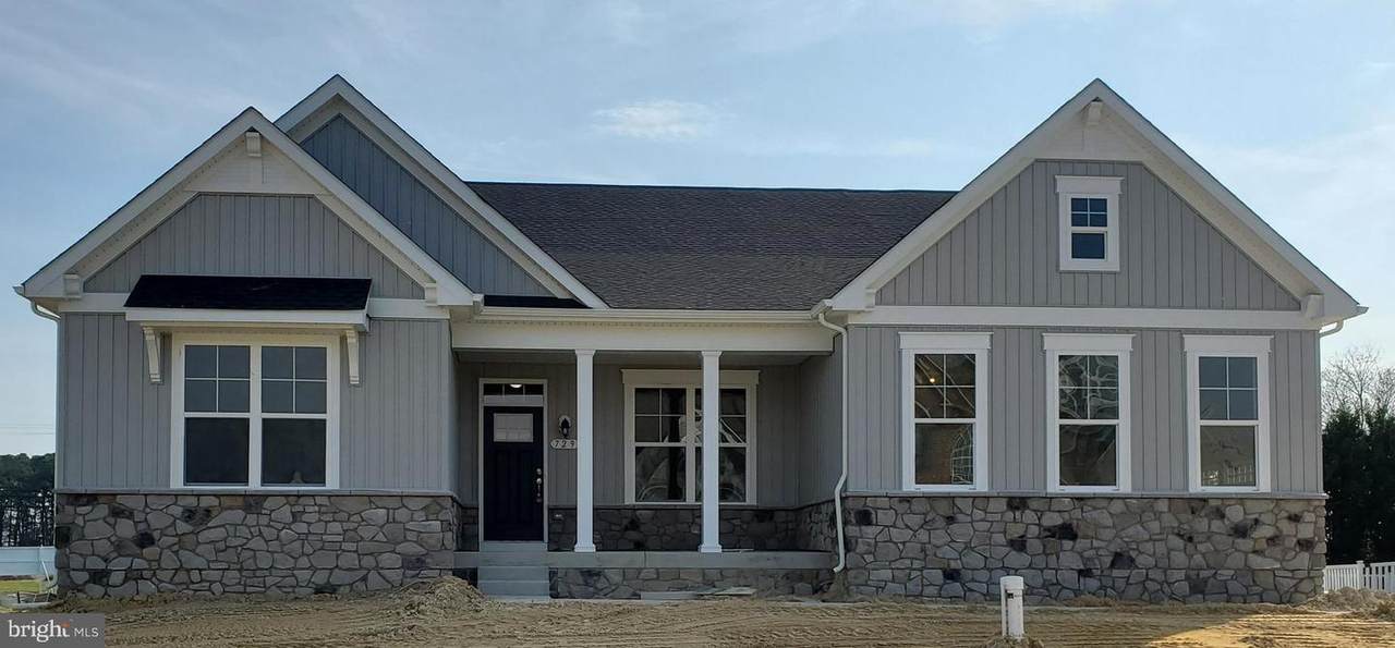 001 Hampton Hill Drive - Photo 1