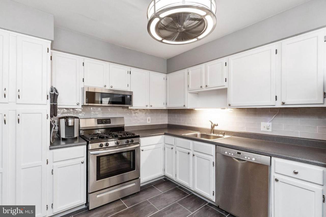 4134 Churchman Way - Photo 1