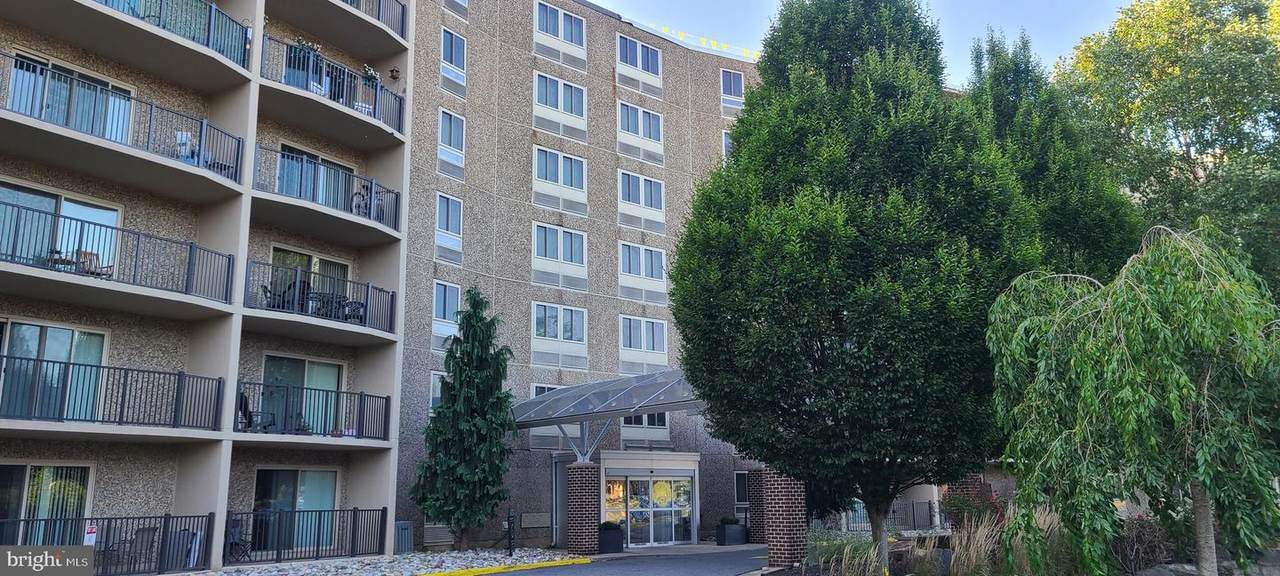 7202 Society Drive - Photo 1