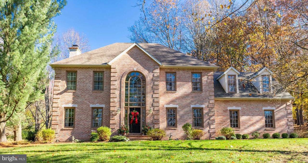 1099 Oak Creek Drive - Photo 1