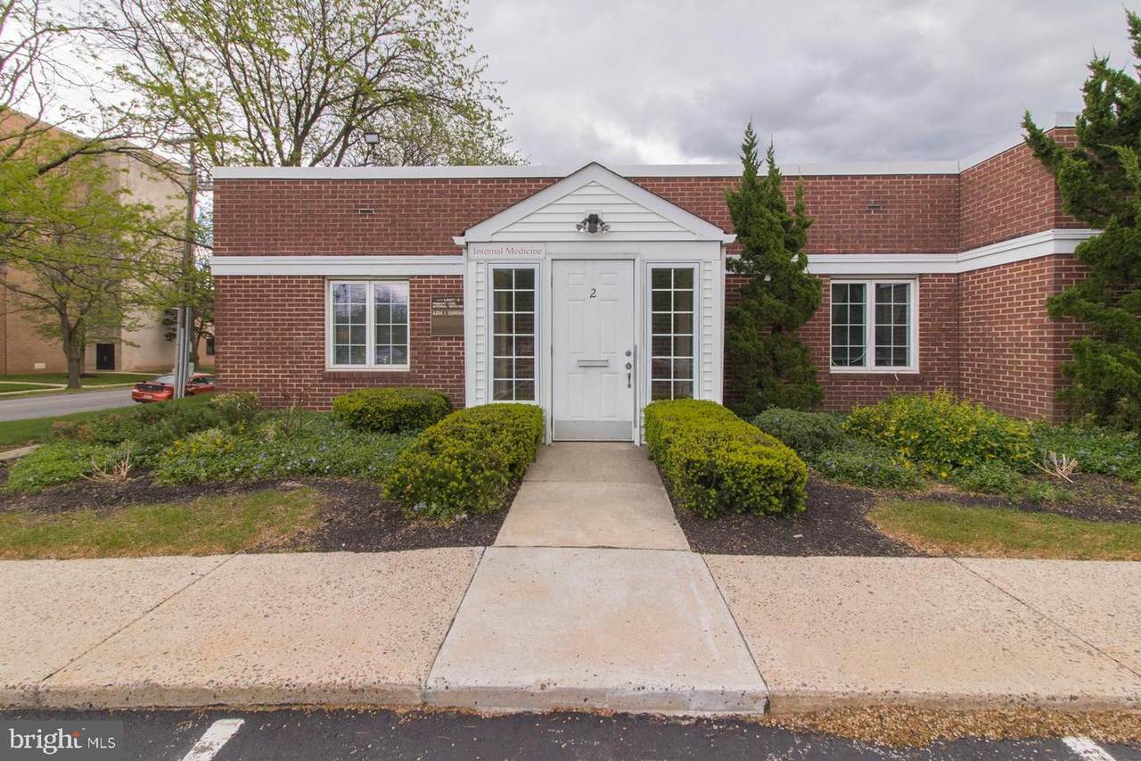 1340 Dekalb Street - Photo 1