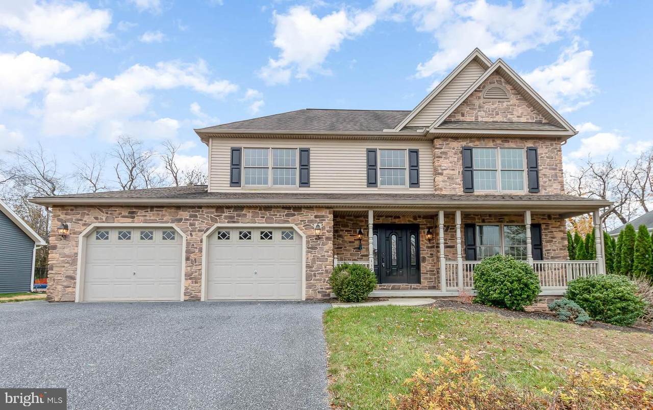 110 Hartford Drive - Photo 1