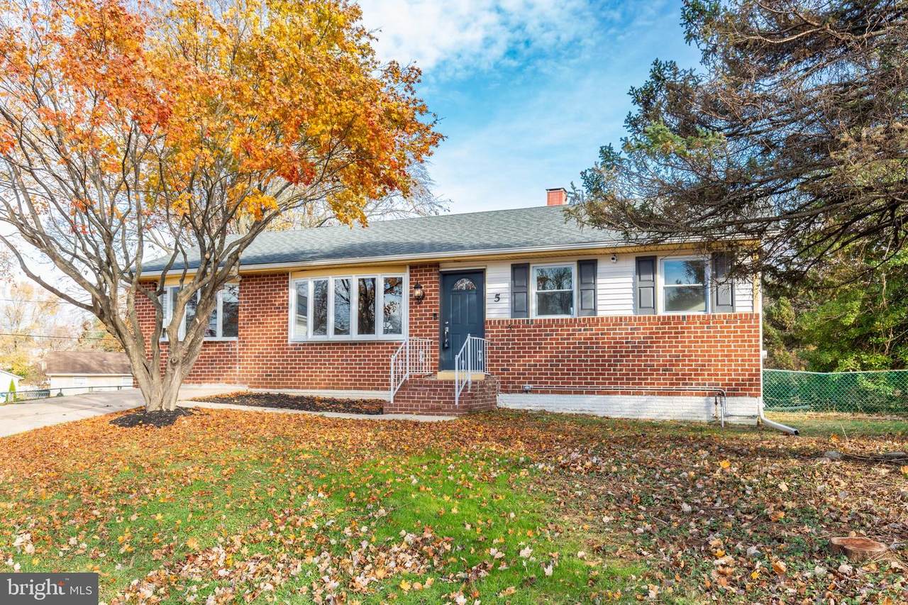 5 Flemingham Court - Photo 1