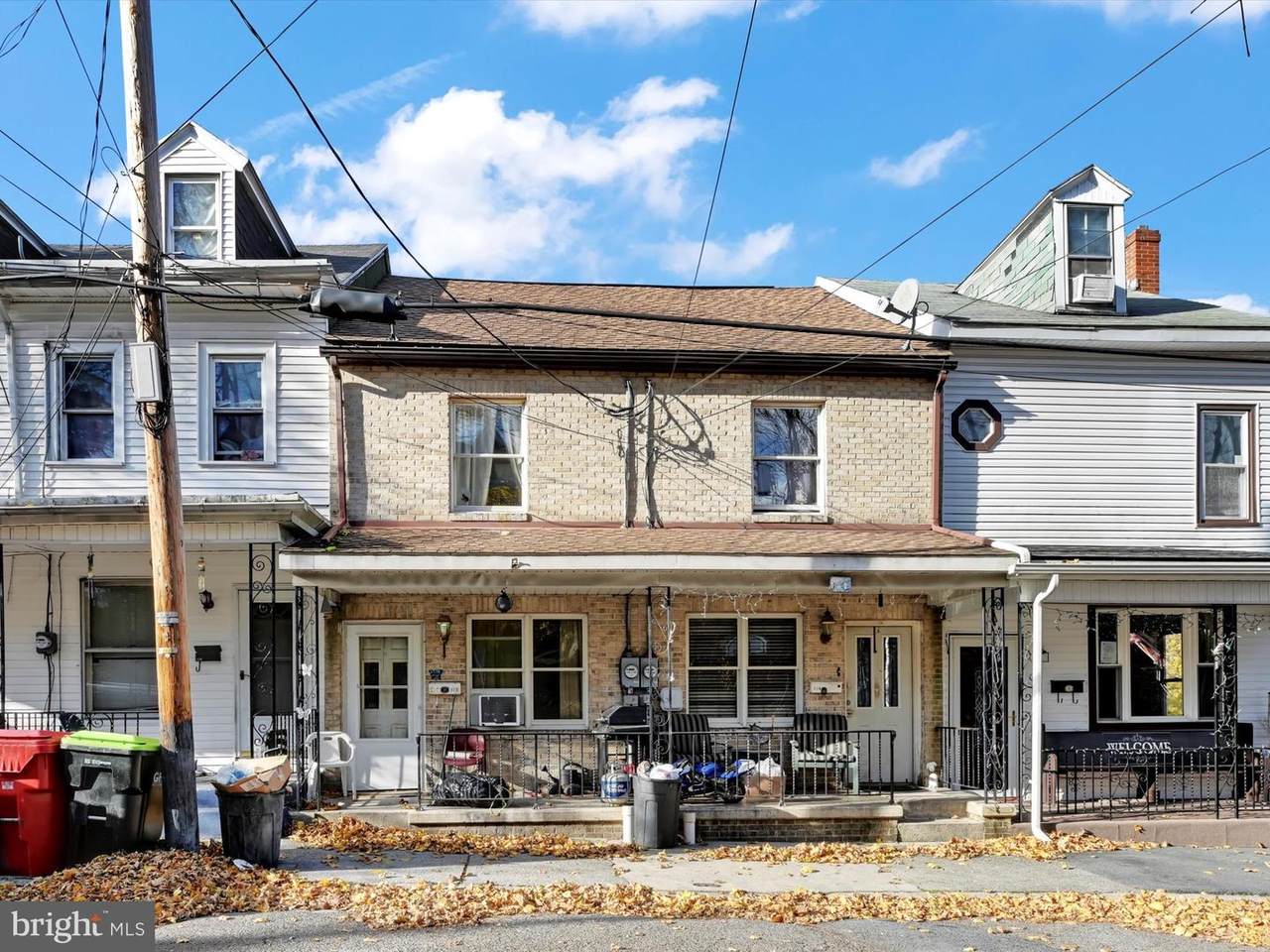438-440 Adams Street - Photo 1