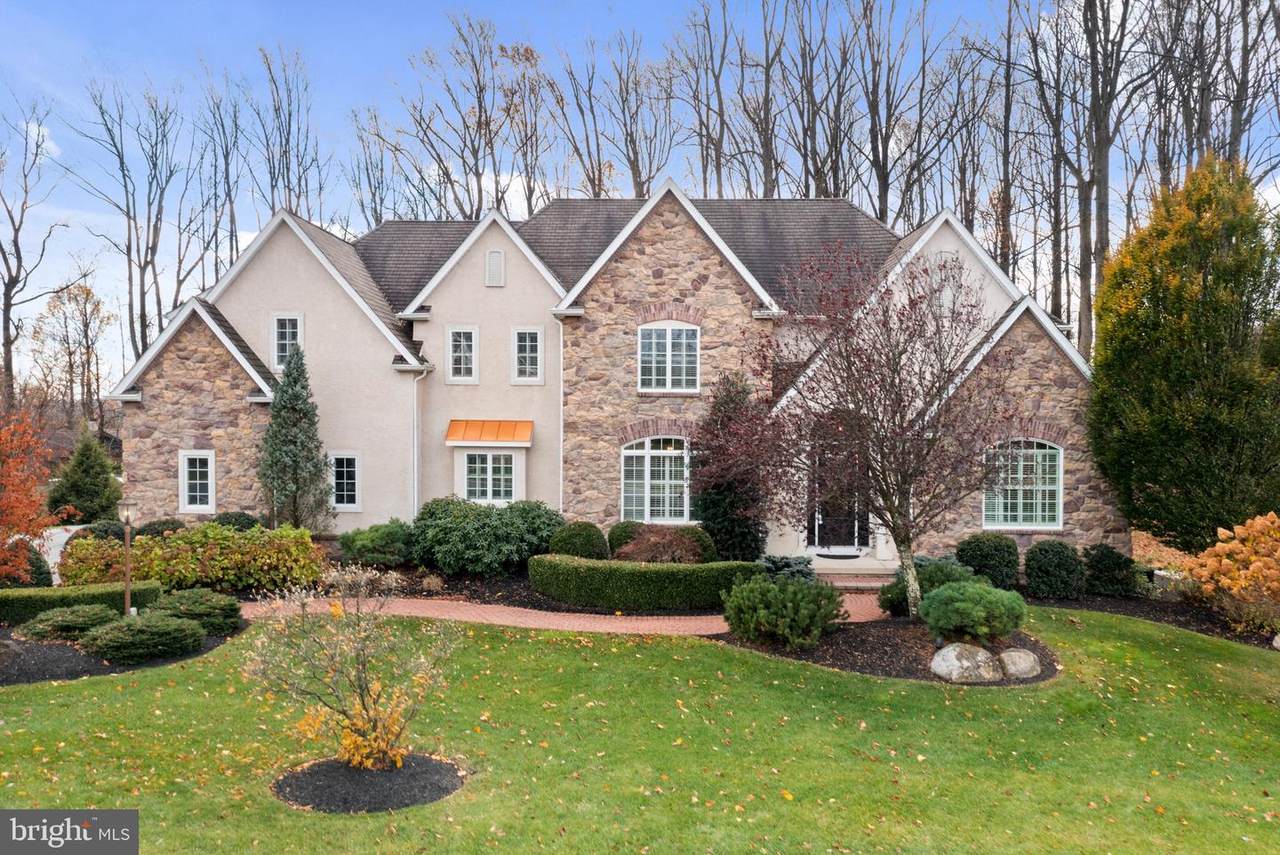 5150 Majestic Drive - Photo 1