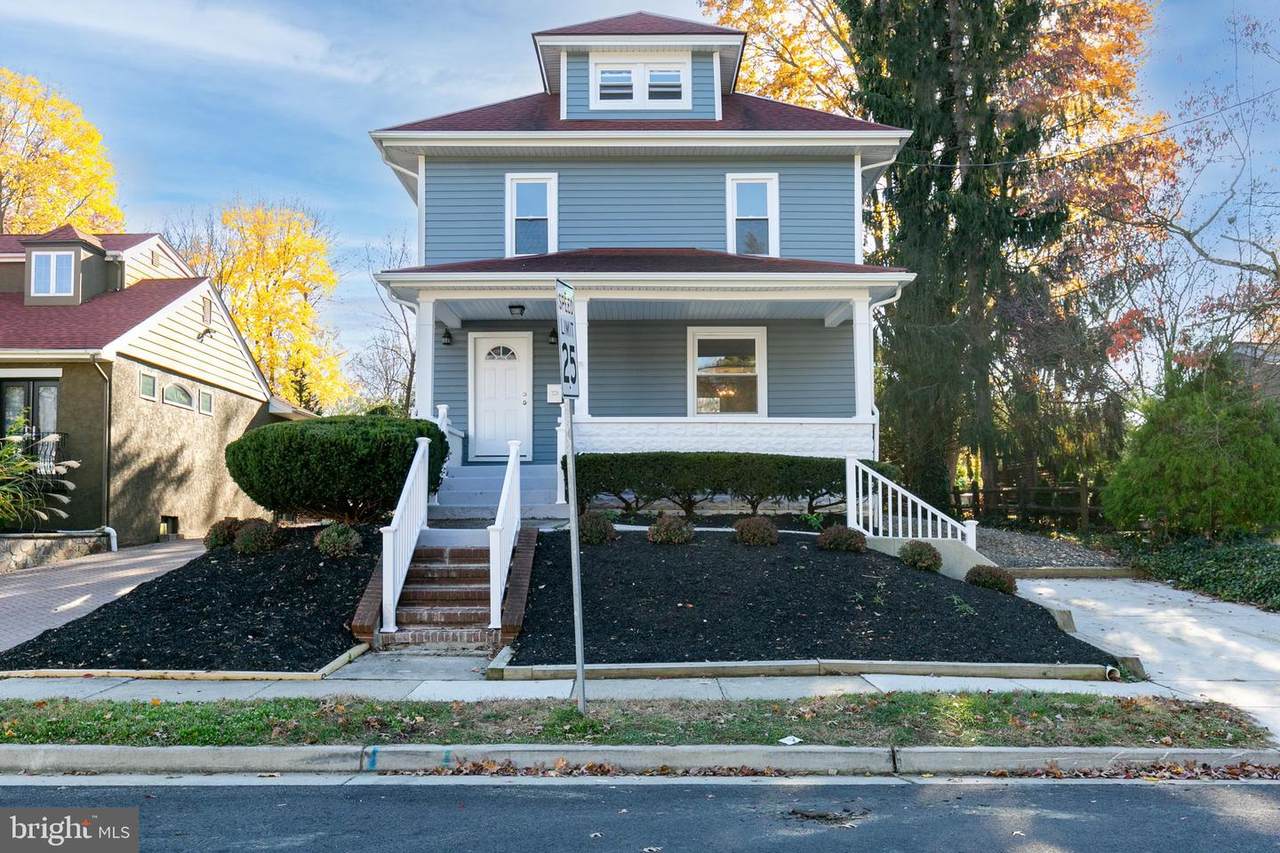 738 Lake Avenue - Photo 1