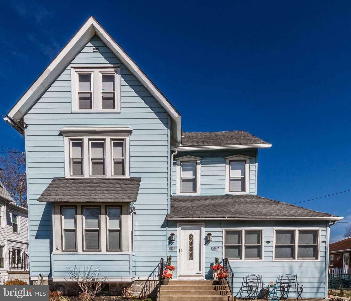 707 Prospect Avenue - Photo 1