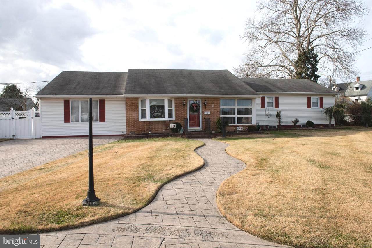 723 Neptune Avenue - Photo 1