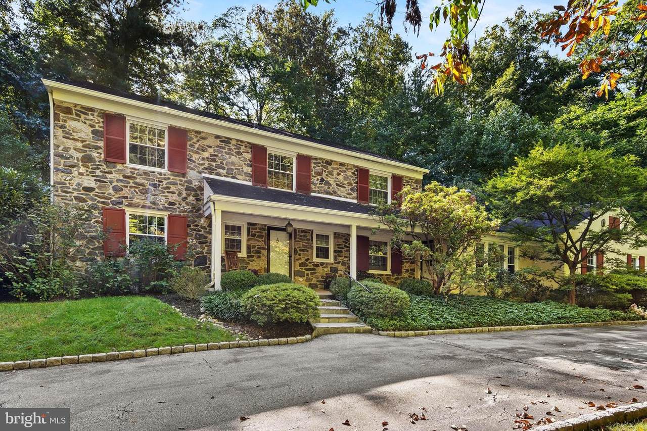 429 Morris Avenue - Photo 1