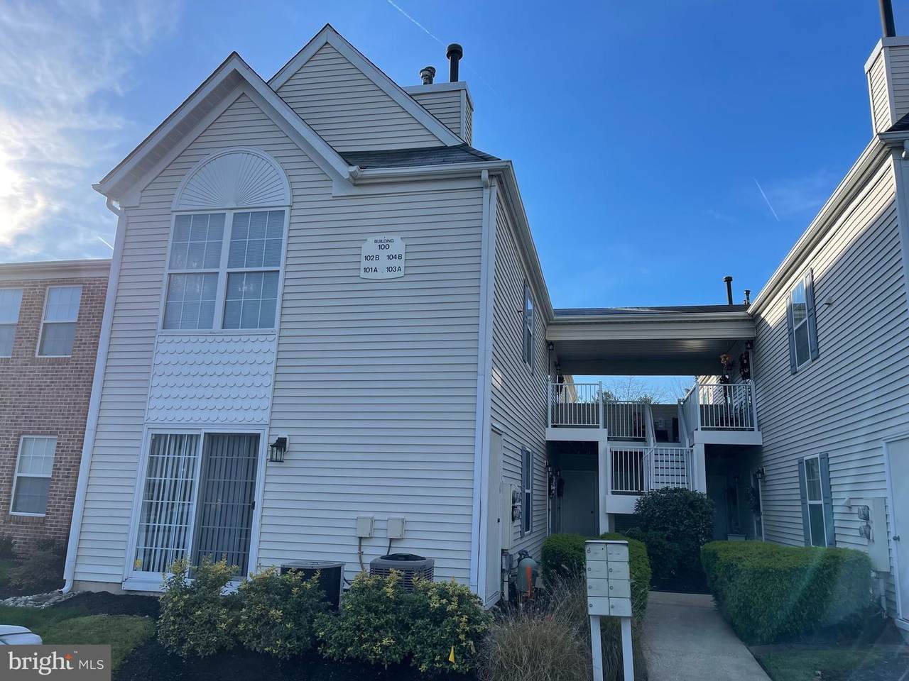 102 Arrowwood Court - Photo 1