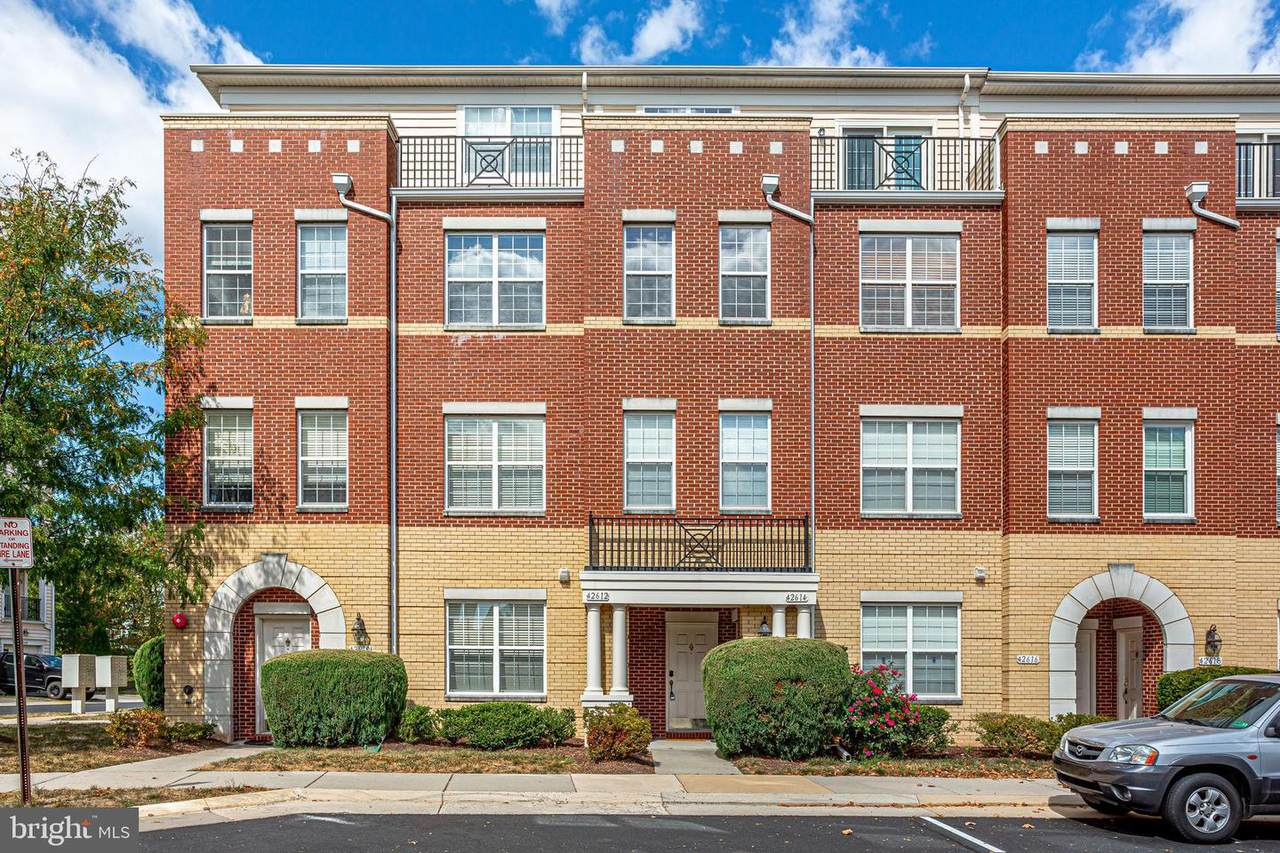 42612 Highgate Terrace - Photo 1