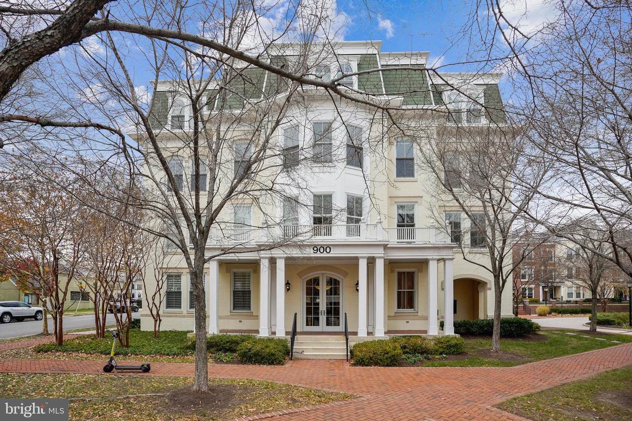 900 Washington Street - Photo 1