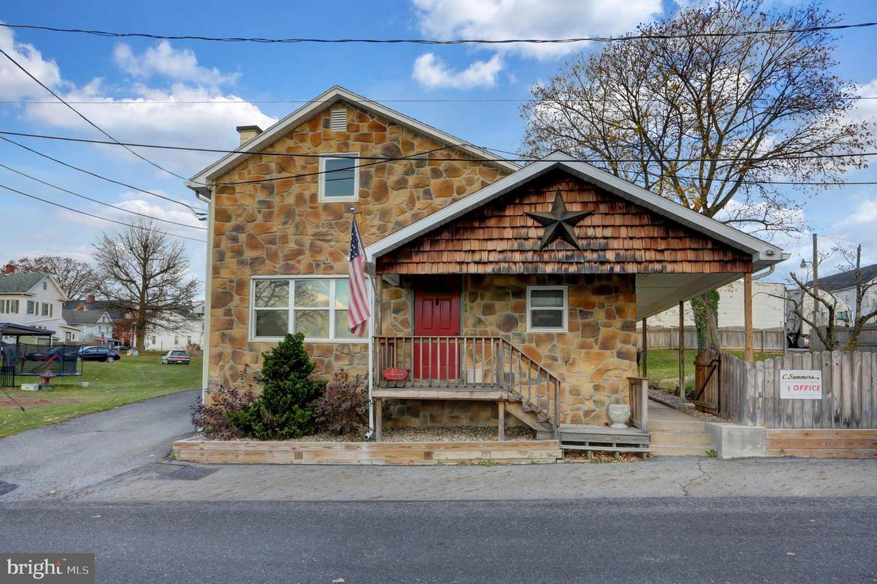21 Buttonwood Street - Photo 1