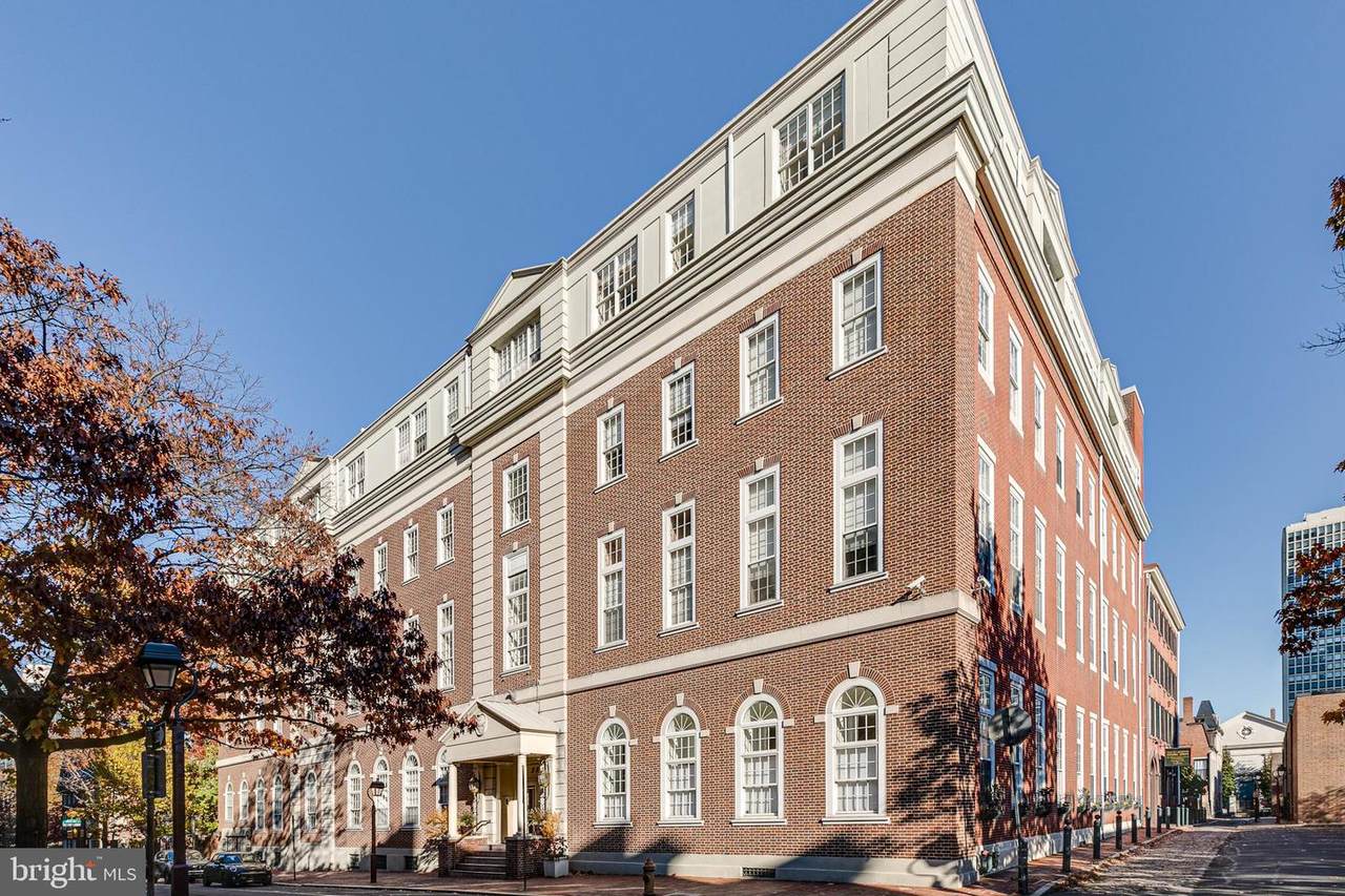 211-25 4TH Street - Photo 1