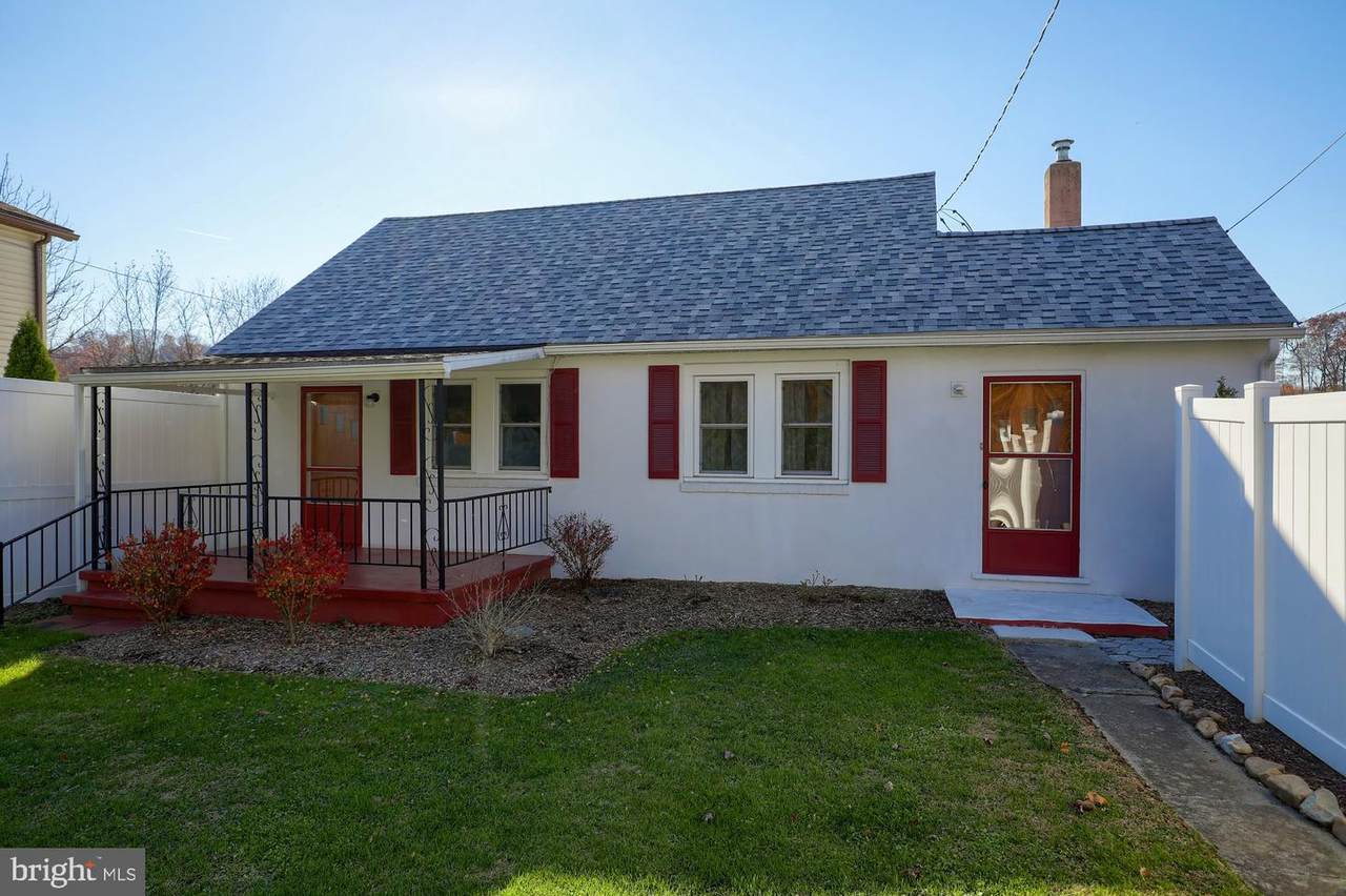 158 Canal Street - Photo 1