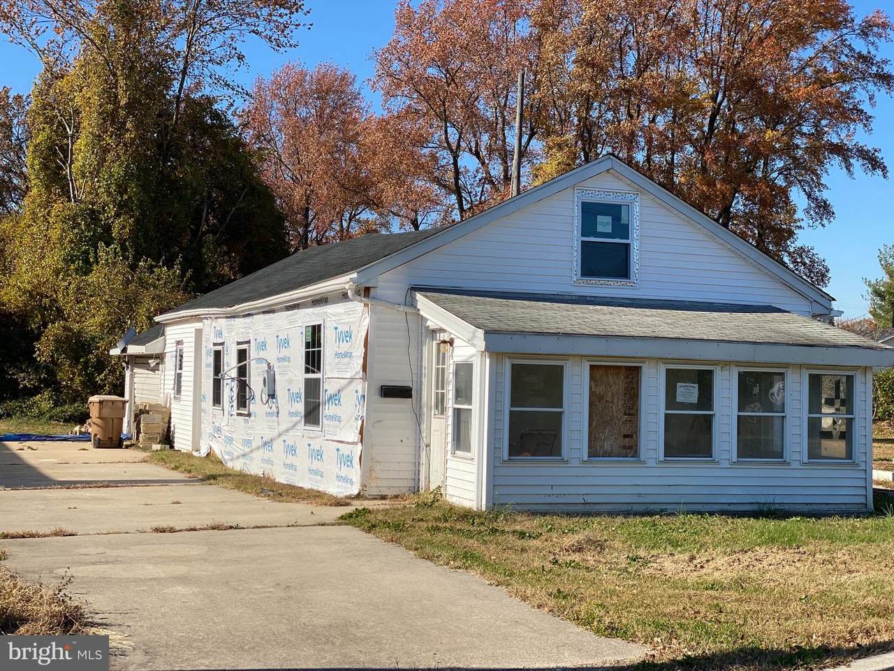 606 Marshall Street - Photo 1